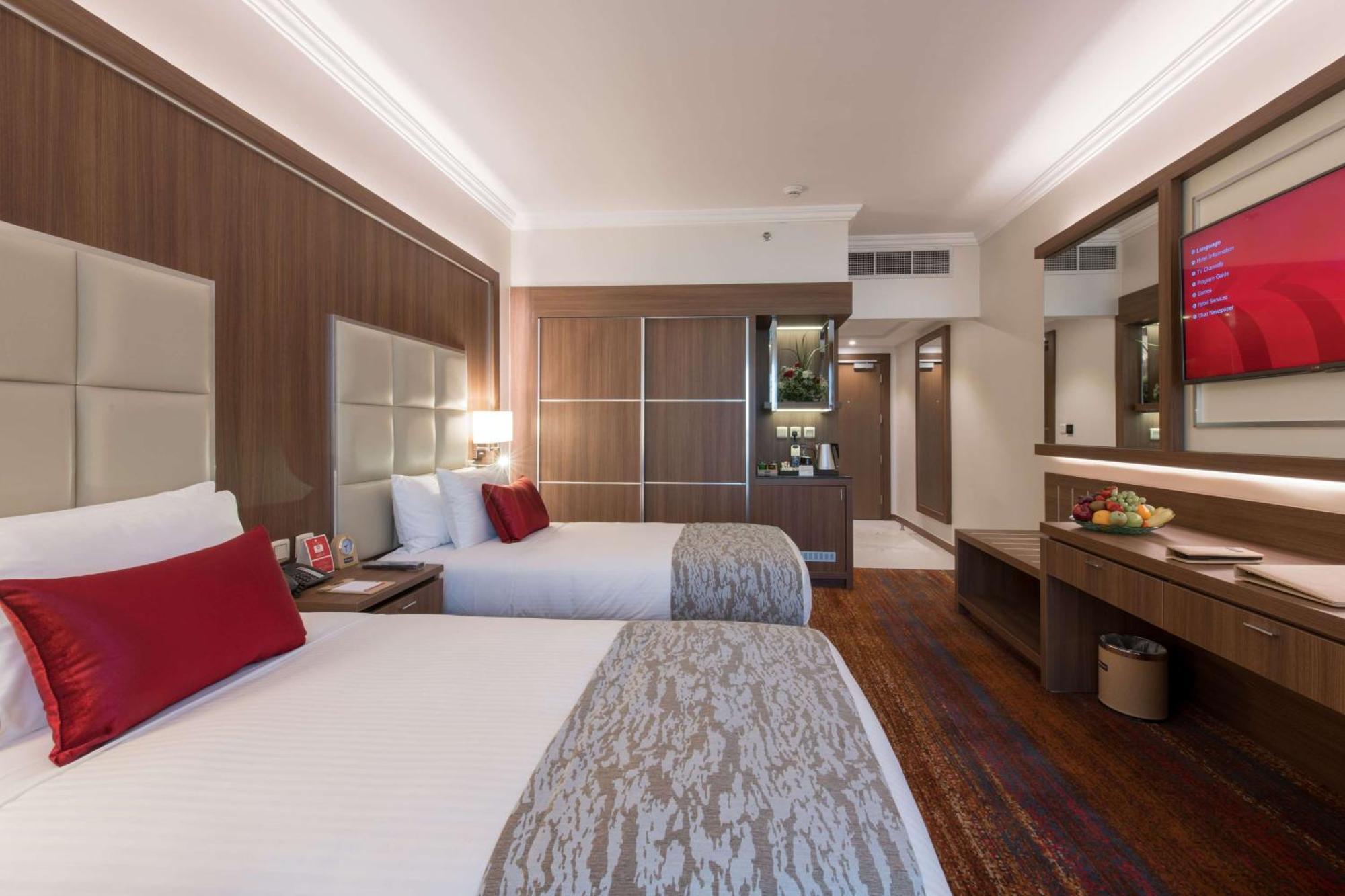 מלון Ramada By Wyndham Continental ג'דה מראה חיצוני תמונה