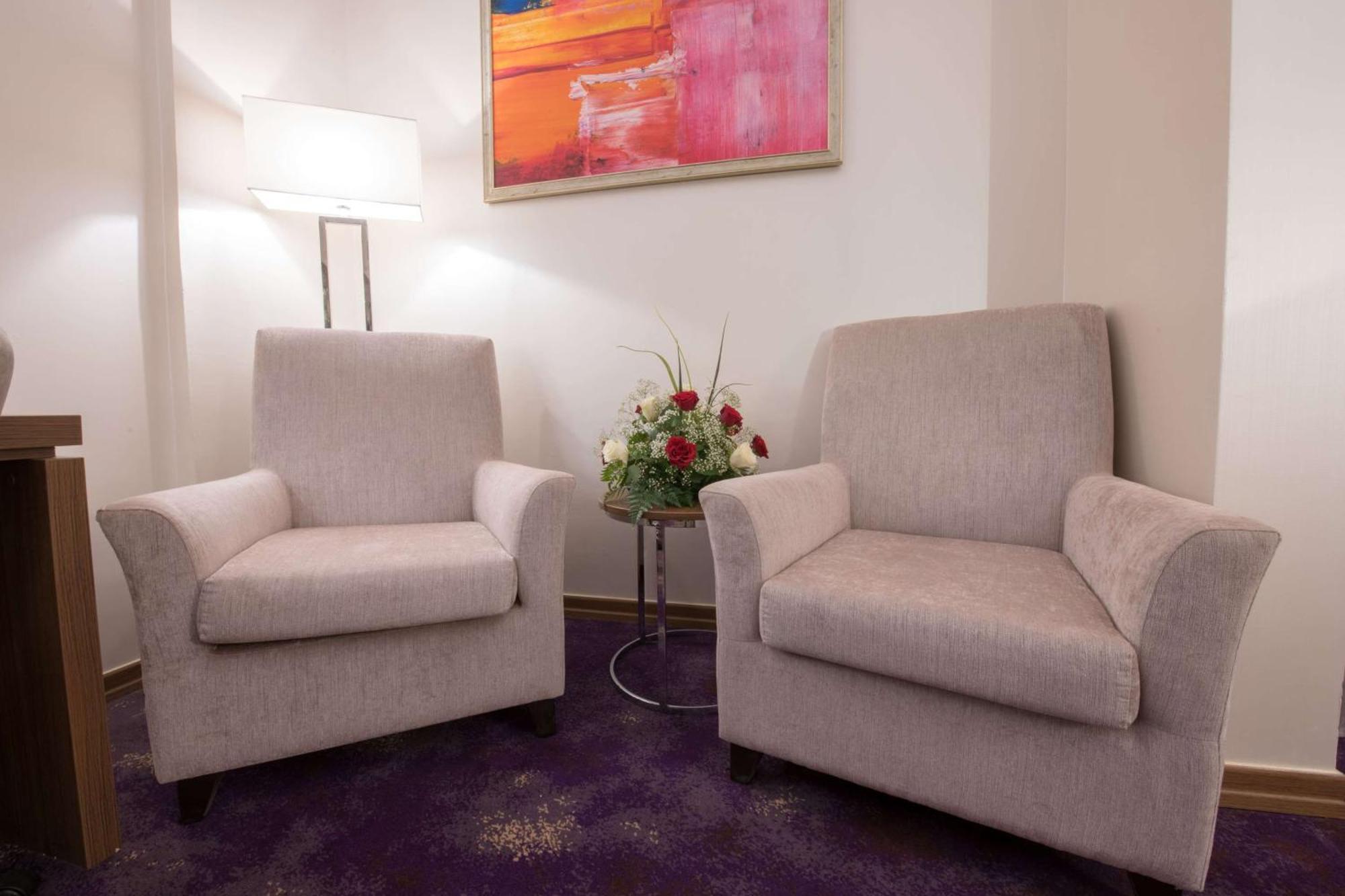 מלון Ramada By Wyndham Continental ג'דה מראה חיצוני תמונה