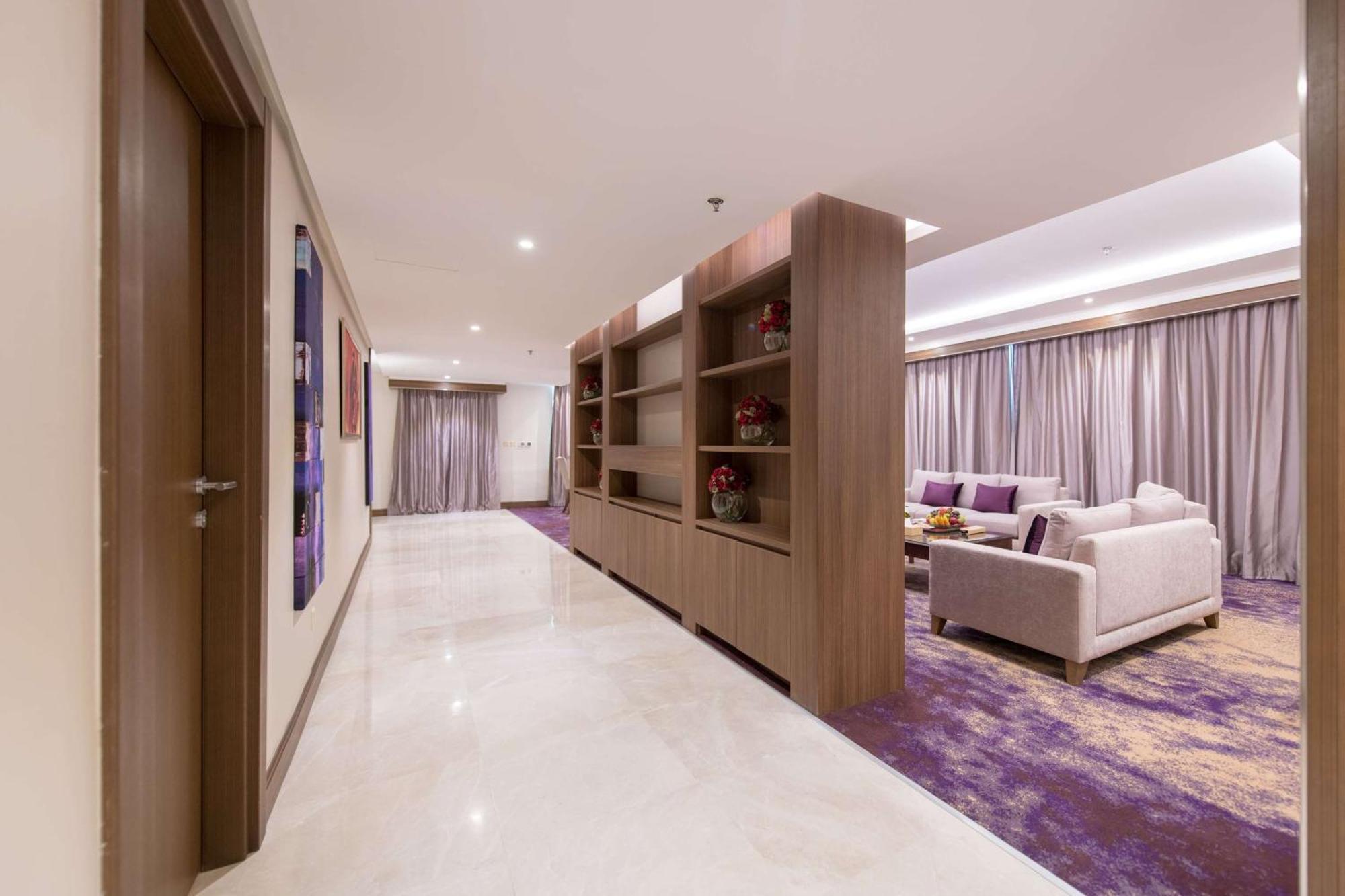 מלון Ramada By Wyndham Continental ג'דה מראה חיצוני תמונה