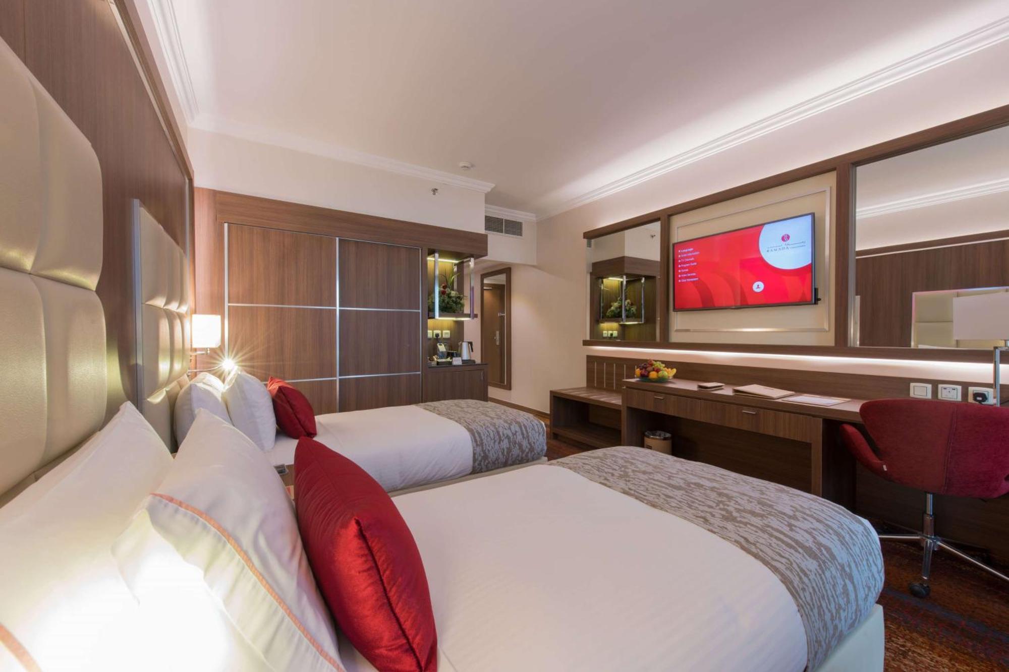 מלון Ramada By Wyndham Continental ג'דה מראה חיצוני תמונה
