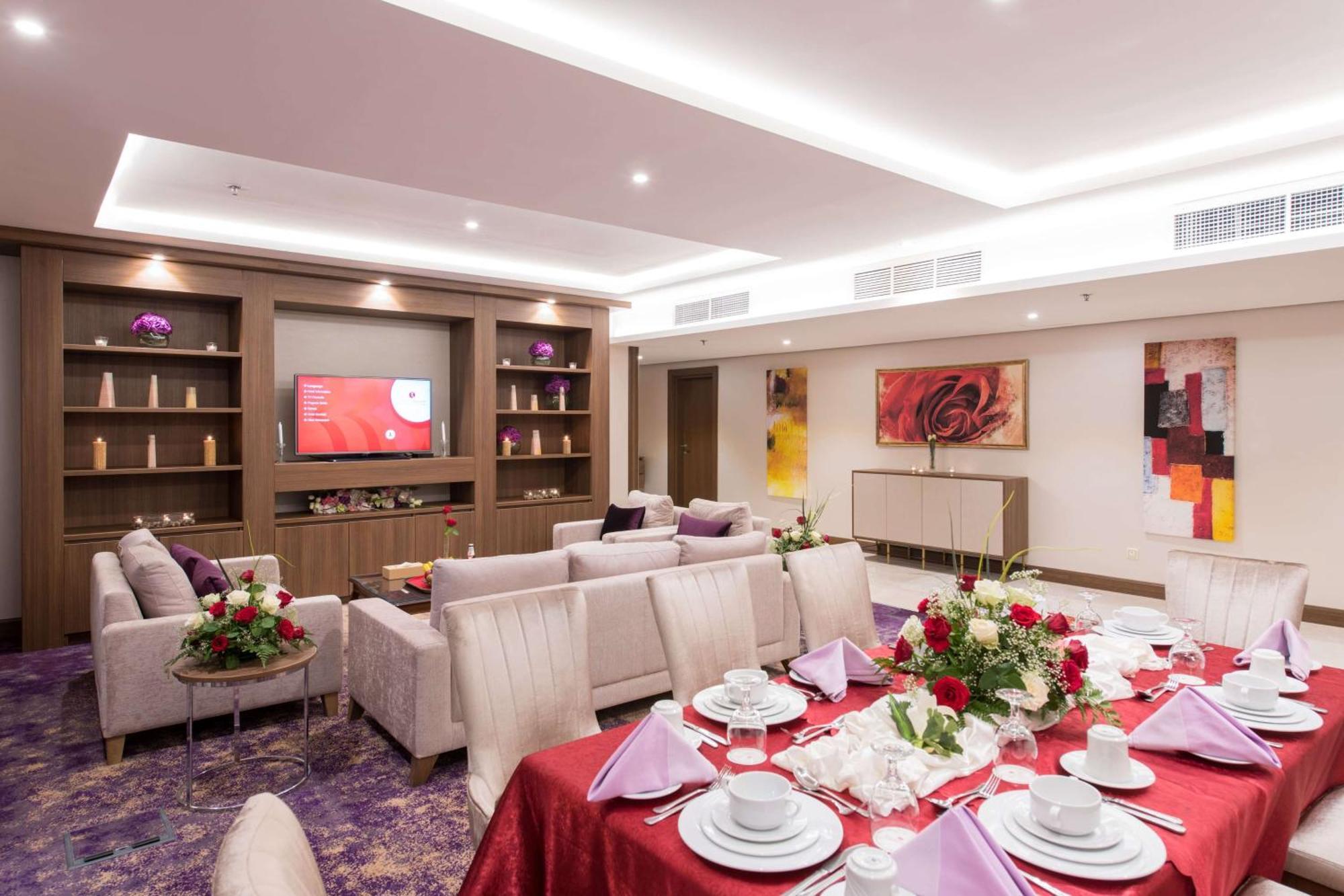 מלון Ramada By Wyndham Continental ג'דה מראה חיצוני תמונה