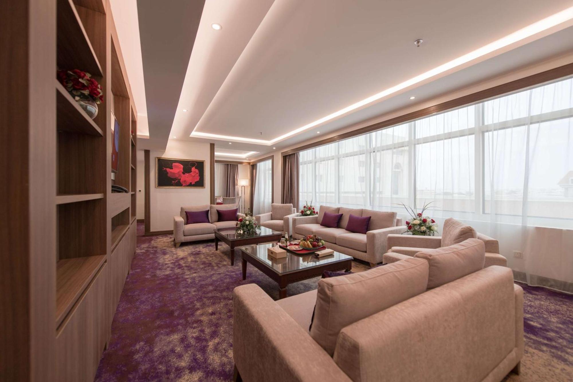 מלון Ramada By Wyndham Continental ג'דה מראה חיצוני תמונה