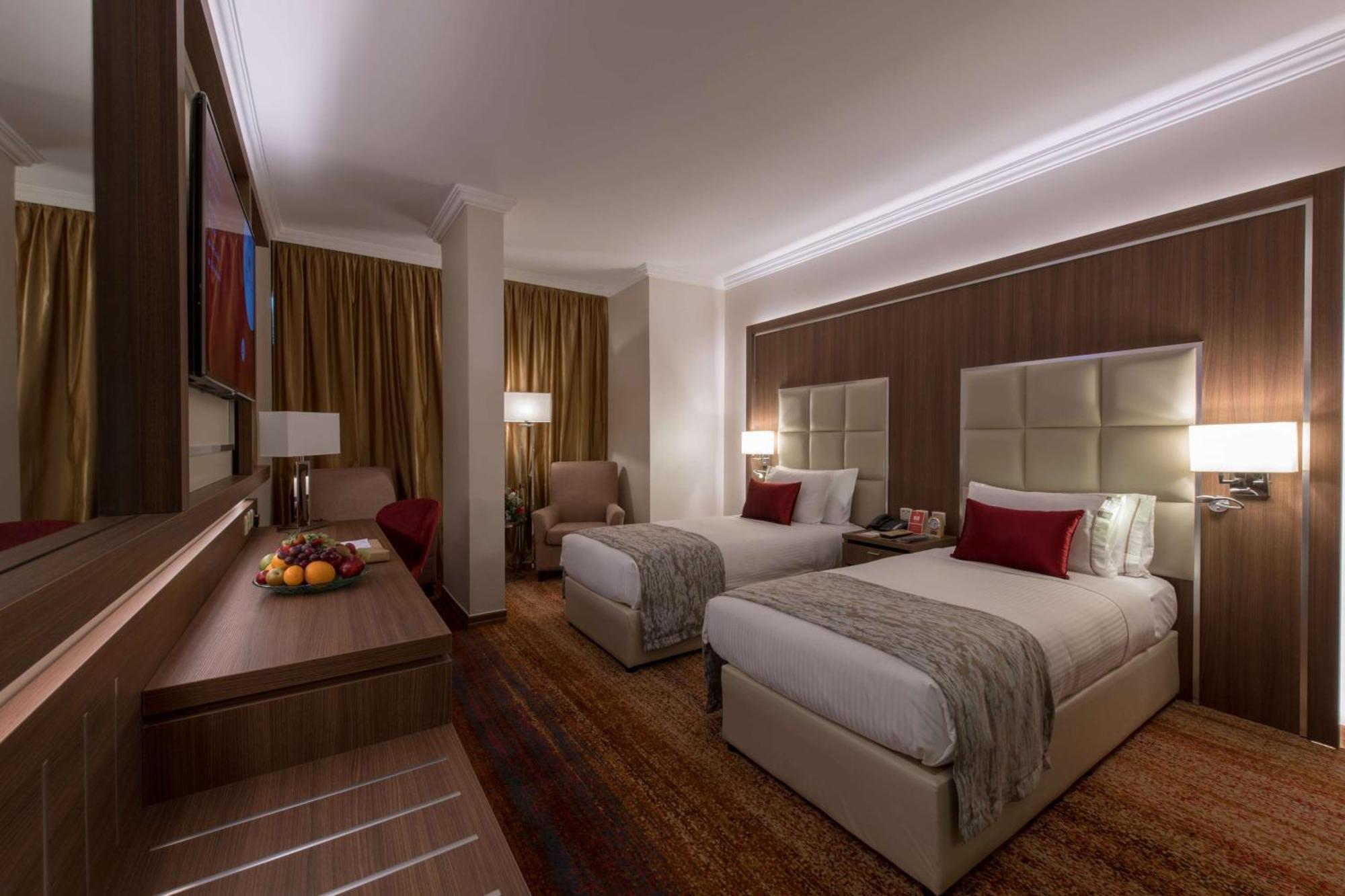 מלון Ramada By Wyndham Continental ג'דה מראה חיצוני תמונה
