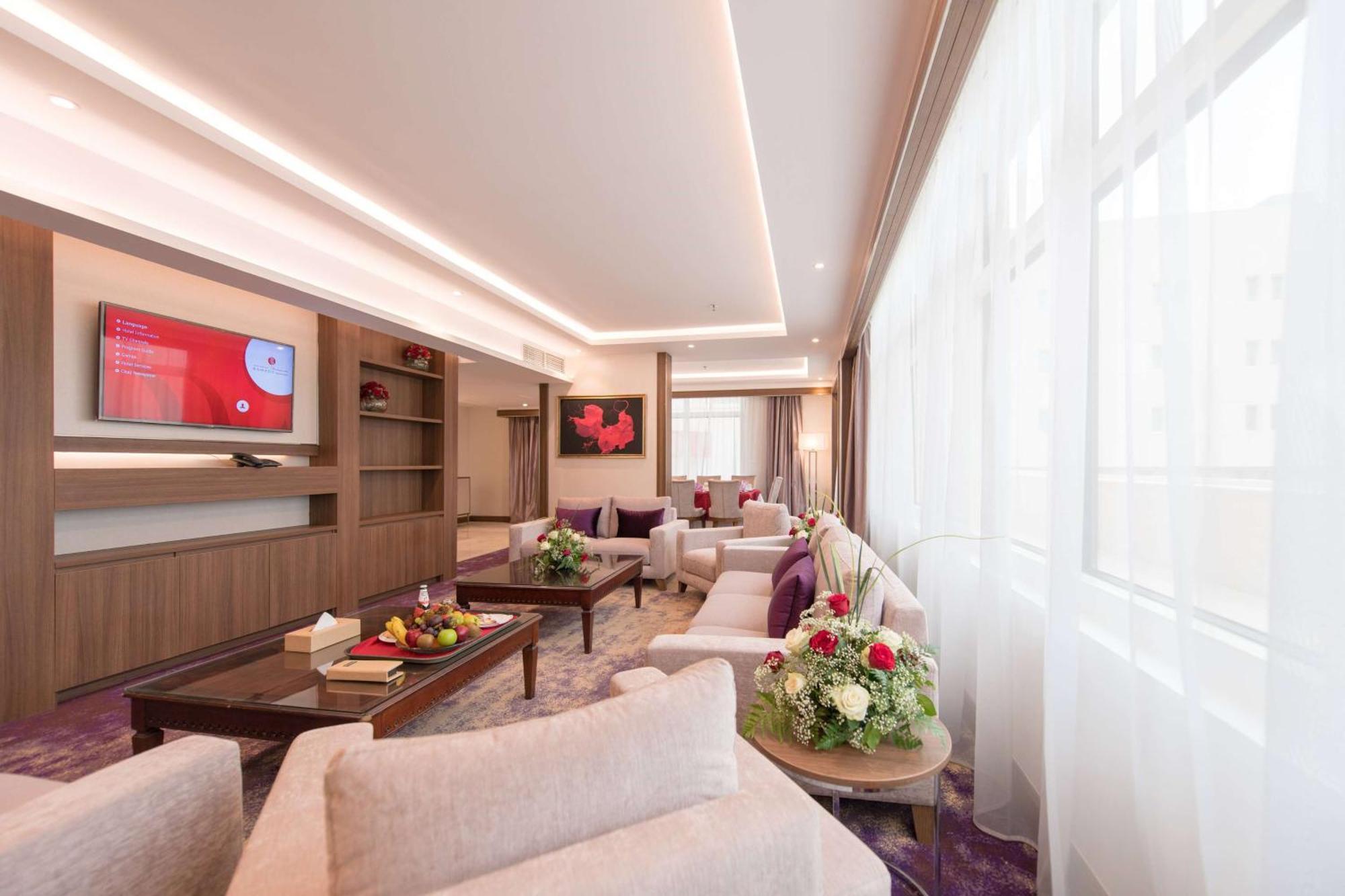 מלון Ramada By Wyndham Continental ג'דה מראה חיצוני תמונה