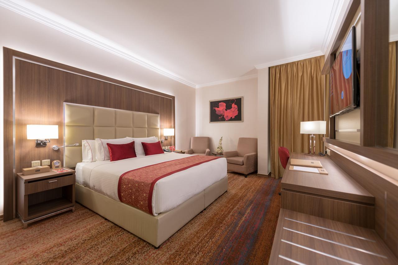 מלון Ramada By Wyndham Continental ג'דה מראה חיצוני תמונה
